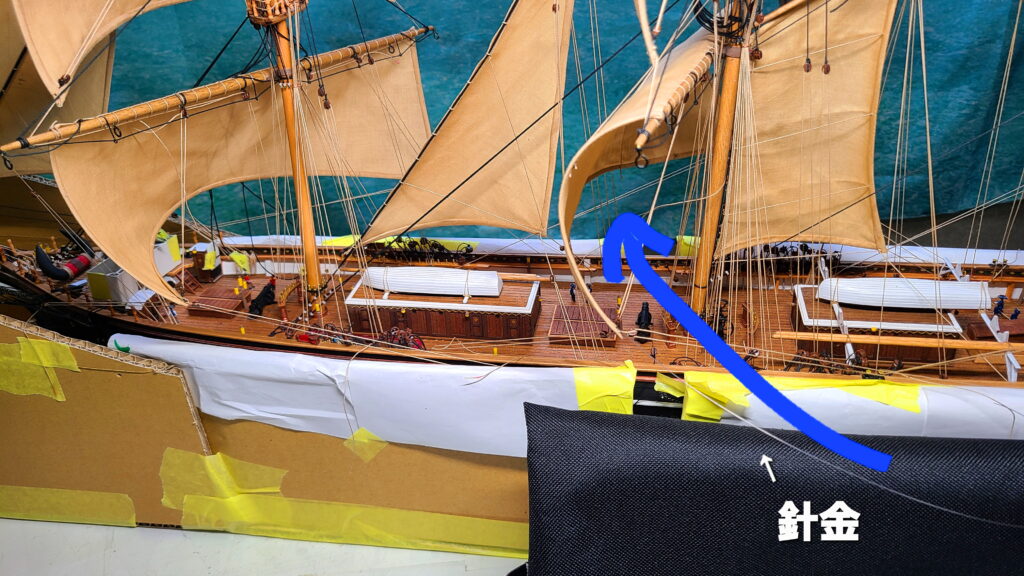 帆船模型 カティサーク ロアスルに針金挿入