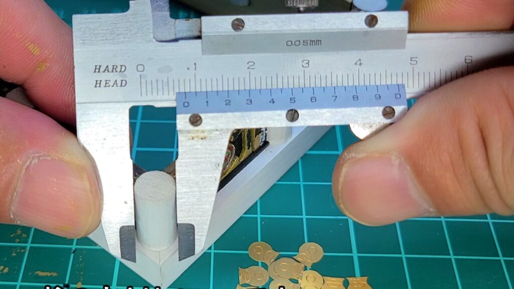 日光東照宮陽明門作り方　柱 飾り金具　柱の太さは8ｍｍです