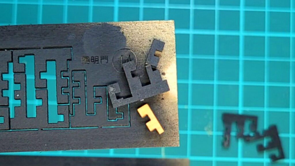 日光東照宮陽明門作り方　斗組部品 梁 破損