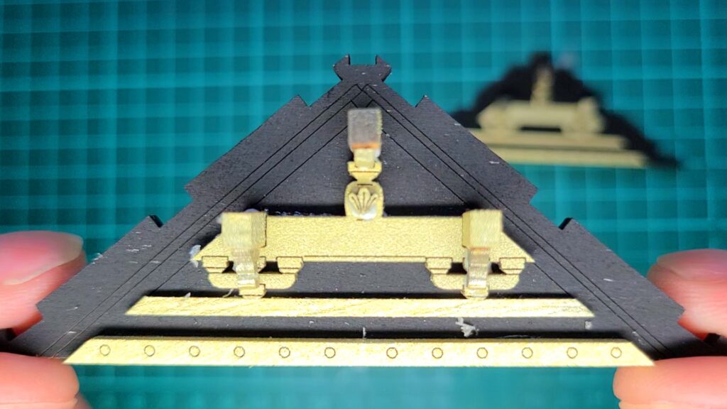 日光東照宮陽明門作り方　切妻破風 装飾完成　