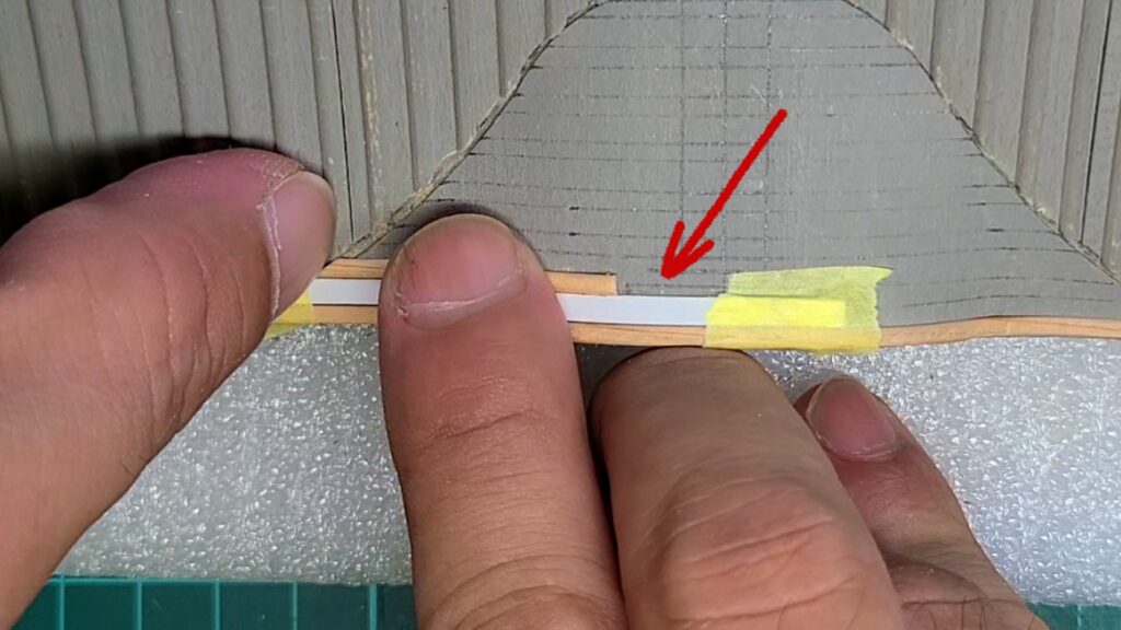 日光東照宮陽明門作り方　２本目の中心部は、２０ｍｍの間隔を空けます