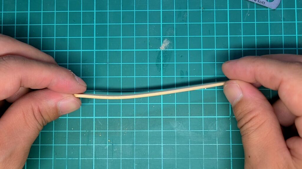 ウッディジョー 日光東照宮陽明門作り方　アイスの棒を使って 反りを付けます