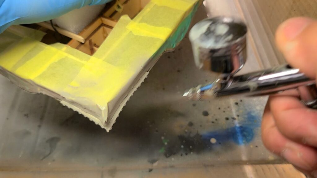 ウッディジョー 日光東照宮陽明門作り方　軒先の塗装