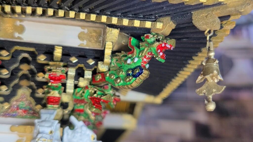 ウッディジョー 日光東照宮陽明門作り方　隅尾垂木の龍　風鐸 完成画像