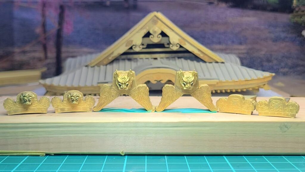 ウッディジョー 日光東照宮陽明門作り方　鬼瓦の完成