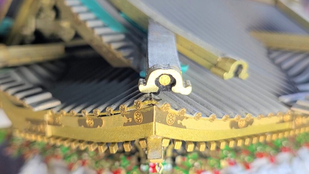 ウッディジョー 日光東照宮陽明門作り方　隅棟 鬼飾り