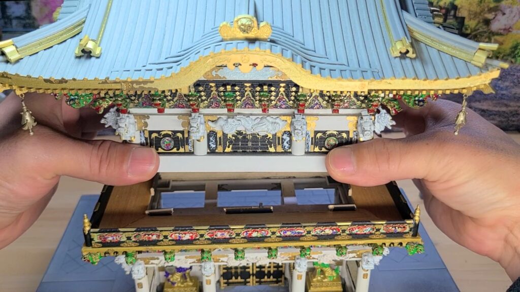 ウッディジョー 日光東照宮陽明門作り方　屋根・上層斗・上層壁を建てます