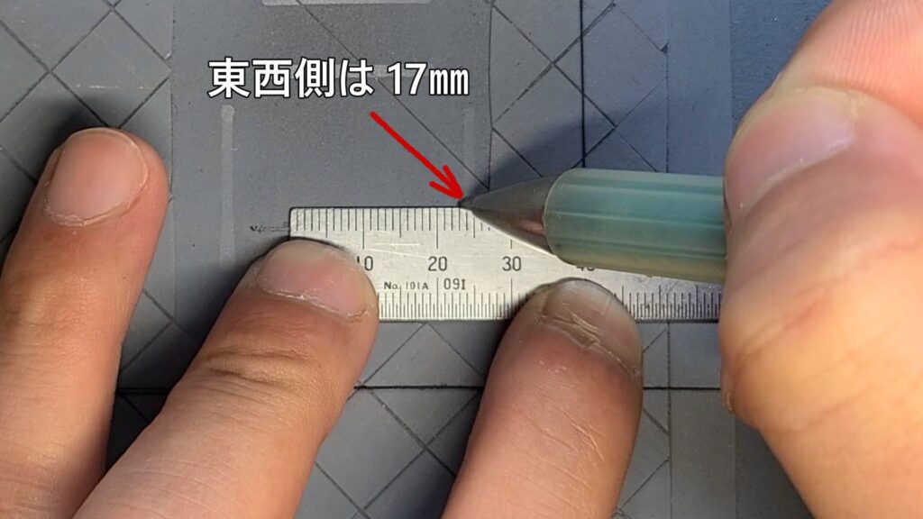 ウッディジョー 日光東照宮陽明門作り方　狛犬を 取り付ける位置の、寸法です